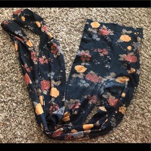 Pretty Navy Floral Tights No Runs or Holes